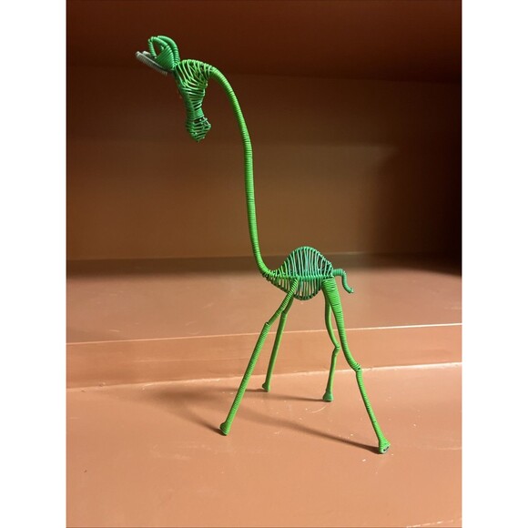 Giraffe & Elephant Made Of Green Wire And Metal Safari Gift Home Kid’s Room - Picture 9 of 10